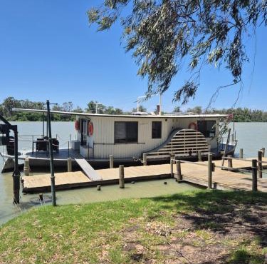 Paddle Wheeler Lilian - Permanently Moored