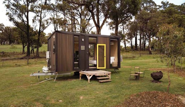 Paddock & Peak by Tiny Away