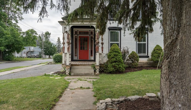 Paddock Street Executive home