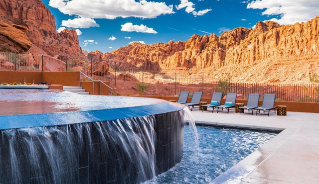 Padre Canyon Residences - Double Masters and King Suite with Pool