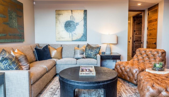 Padre Canyon Residences - King Suite