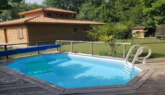 Pagode Avec vue Imprenable aux Portes de Bordeaux