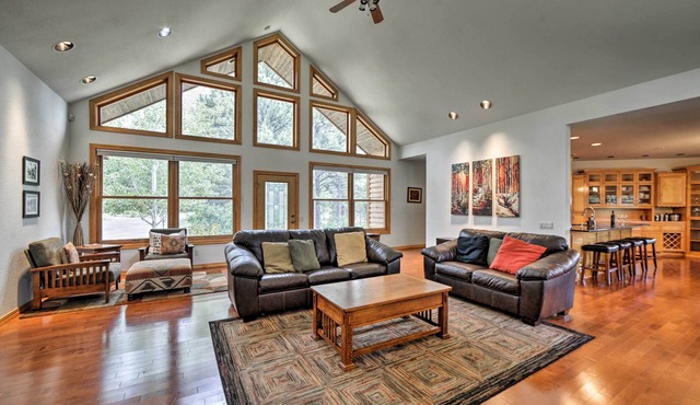 Pagosa Springs Home w/Patio, Grill & Hot Tub!