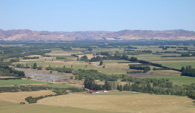 Pahau Downs Farm B&B Stay