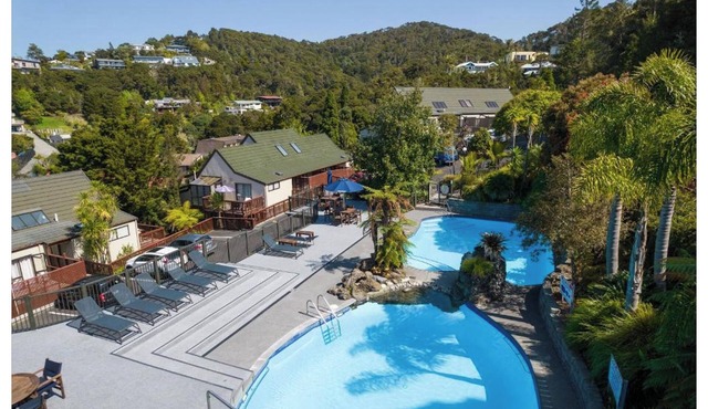 Paihia resort with all the amenities!