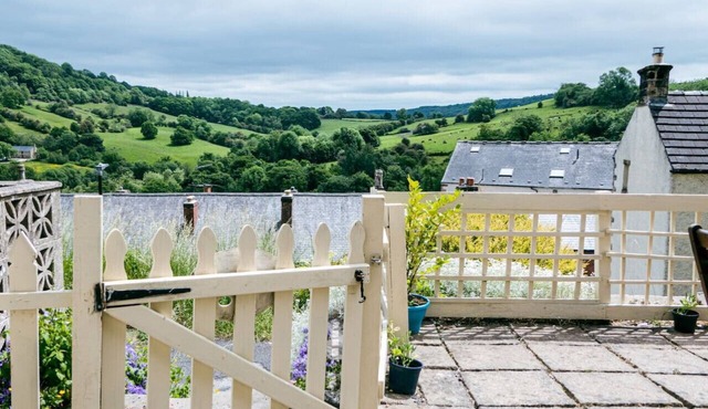 Painter`s Cottage, a charming cottage in historic Town of Matlock Bath