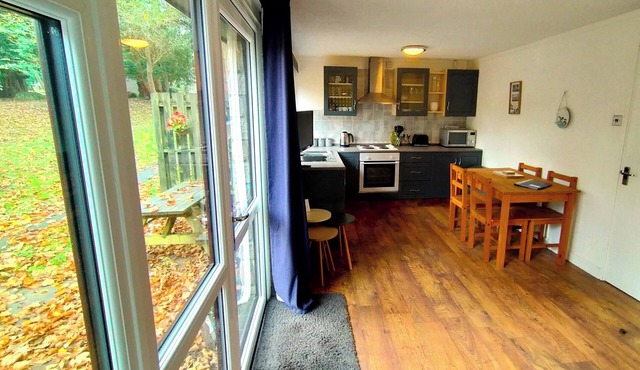 Painters Cottage, 2-Bed Chalet nr St Ives & Hayle