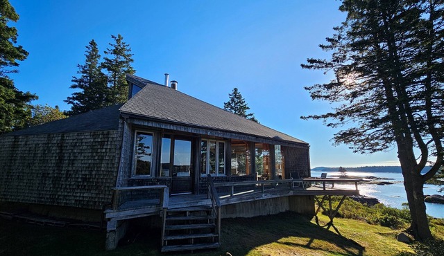 Painters Paradise - Rustic, Oceanfront Cottages