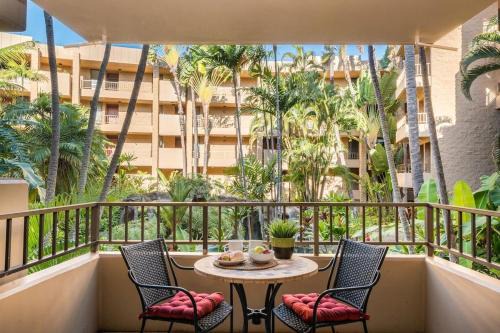 Paki Maui 217 · PM 217 Cozy 1BR Oceanfront Condo w Pool
