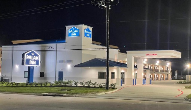 Palace Inn Blue - Garth Rd
