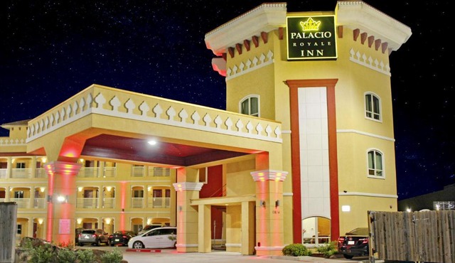 Palacio Royale Houston NW at Beltway 8