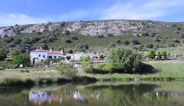 Palacio Viejo de Las Corchuelas