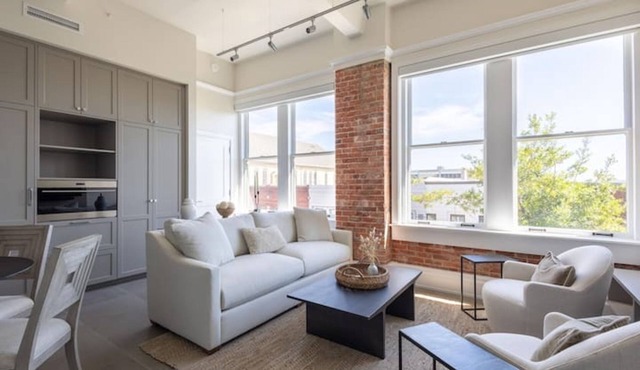 Palafox Oasis at the Brent Lofts