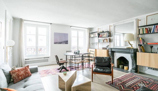 Palais Royal Charm Home