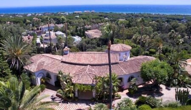 Palatial Villa in Hacienda Las Chapas, Marbella