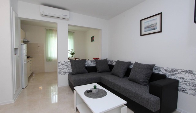 PALAZIOL Two-Bedroom Apartment 1