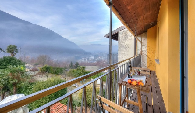 Palazzo dei Ulivi - Merlot, Purasca, Switzerland