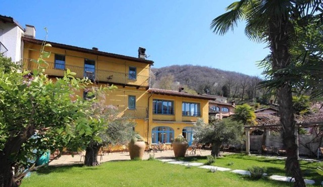 Palazzo dei Ulivi - Romantico, Purasca, Switzerland