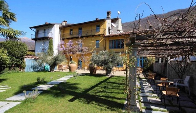 Palazzo dei Ulivi - Rosè, Purasca, Switzerland