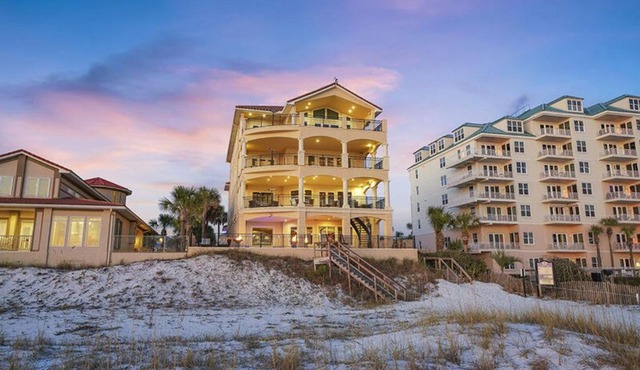 Palazzo del Mar by Five Star Properties