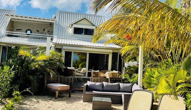 Palm Beach - NBBC - 3 Bedrooms beachfront