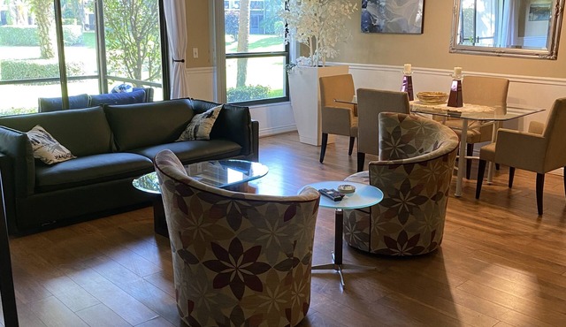 Palm Beach Polo Club - Luxury 1-bdrm