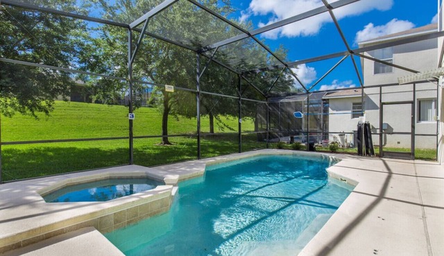 Palm Breeze: Private Pool/Spa & 24/7 Support!