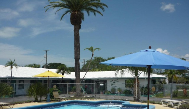 Palm Court Motel