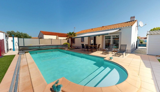 Palm'Cornue avec piscine chauffée