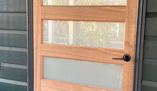 Palm Hamilton BackPackers