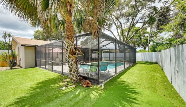 Palm Harbor Pool Home Near Beaches and Golf