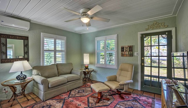 Palm Harbor Vacation Rental, Walk to Crystal Beach
