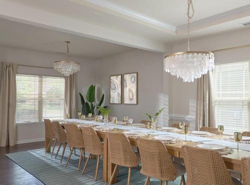 Palm House Luxury Retreat for Families and Corporate