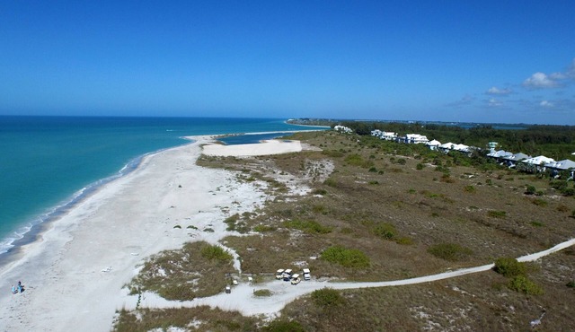 Palm Island 3 Bedroom Superior Villa by RedAwning