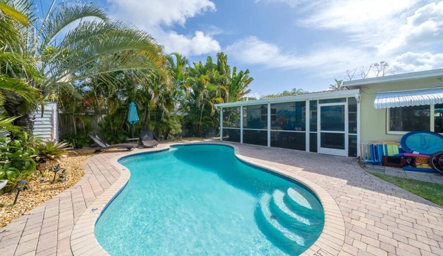 Palm Paradise-Seaside Home w Heated Saltwater Pool