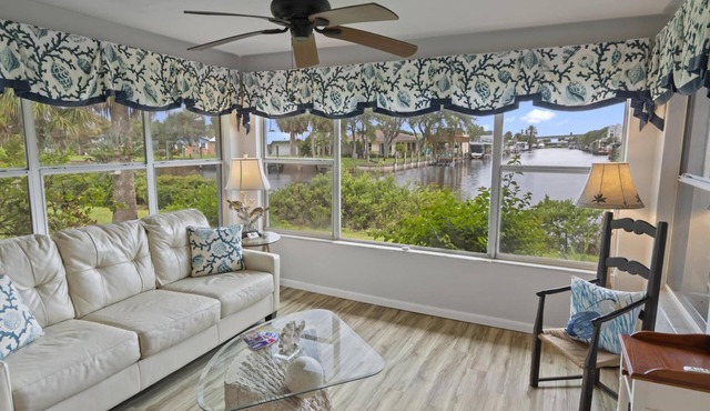 Palm Paradise Waterfront Home | Flagler Beach | Dock | Dog Friendly | Close To The Beach