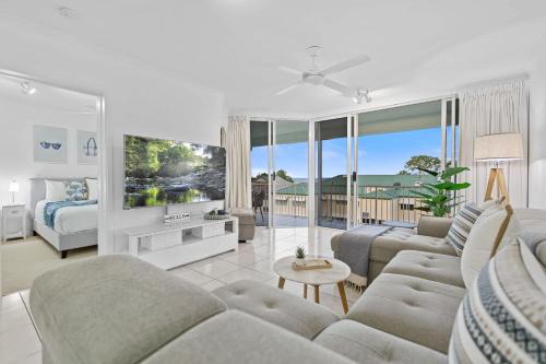 Palm & Sea Trinity Beach