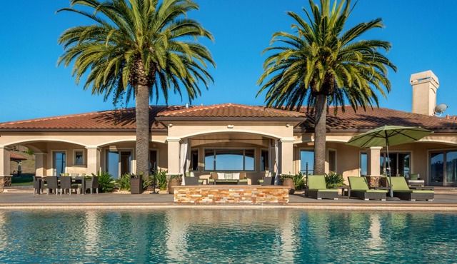 Palm vista Estate - Corporate Retreats in the WineCountry