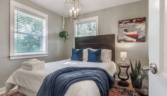 Palma Ceia | SOHO | Pet Friendly | Parking | Apt 2