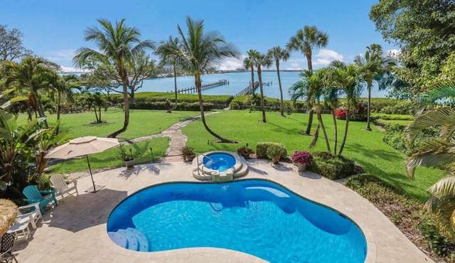 Palma Sola Bay House! Private Dock, Heated Pool/Spa, Game Room & More!