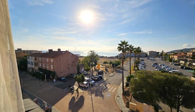 Palmeraie 130- sea view- beach and shops on foot