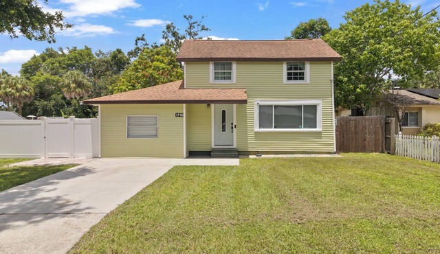 Palmetto Historic Beach Cottage