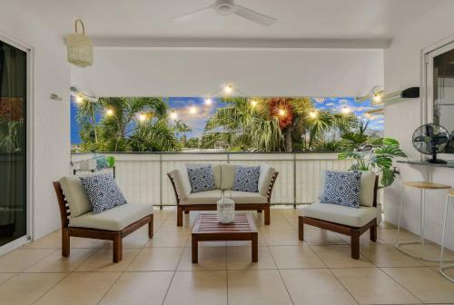 Palmia - Family Retreat near Esplanade & City Centre