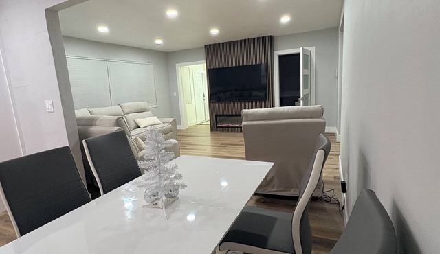 Palmitas Hollywood The Gateway Home