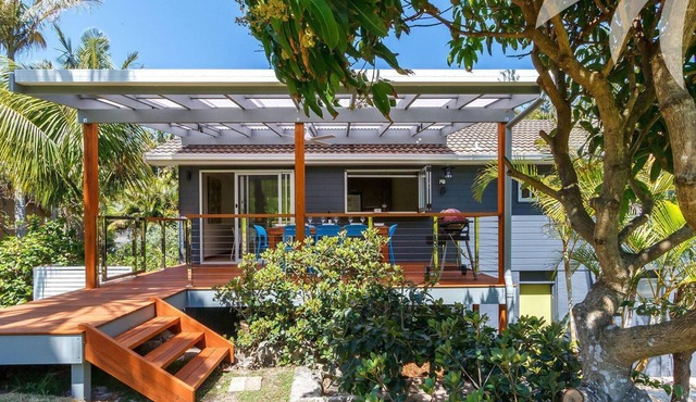 Palms House at Blueys Beach