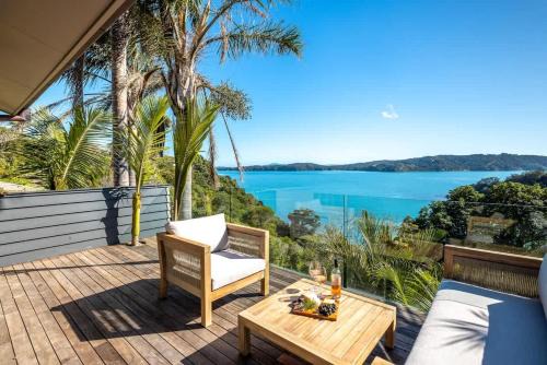 Palms on Kennedy Point - Stay Waiheke