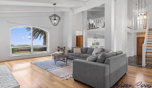 Palms on The Esplanade by Wine Coast Holiday Rentals