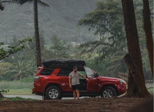 PalmTop Paradise Camp Rooftop Camper Retreat in Anahola