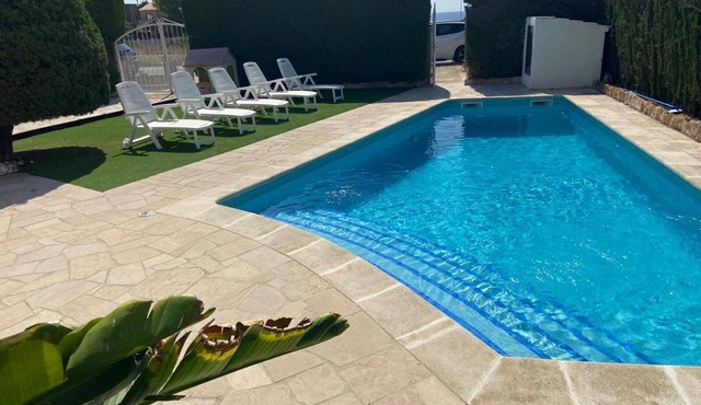 Palomera in Calafat, 5mn from the beach, swimming pool and wifi