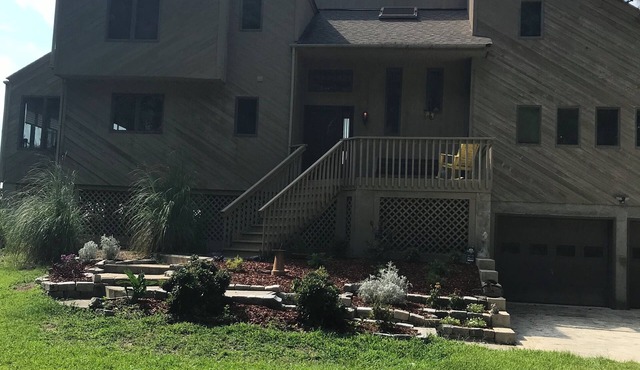 Pamlico River Waterfront Home with beautiful views.